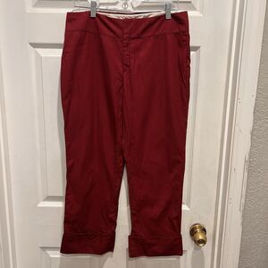 Banana Republic Factory Dark Red Stretch Cuffed Cropped‎ Pants Women's Size 10